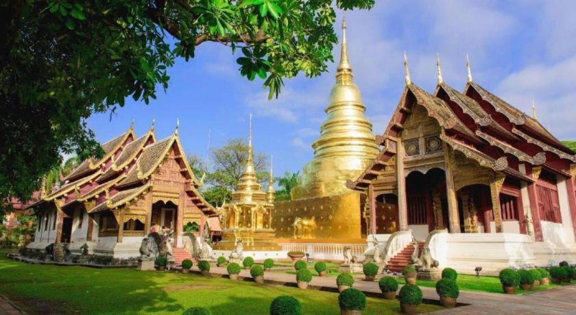 The Y House Hotell Chiang Mai Exteriör bild