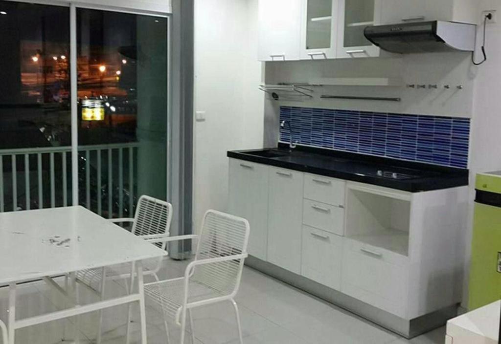 The Y House Hotell Chiang Mai Exteriör bild