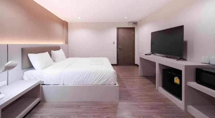 The Y House Hotell Chiang Mai Exteriör bild