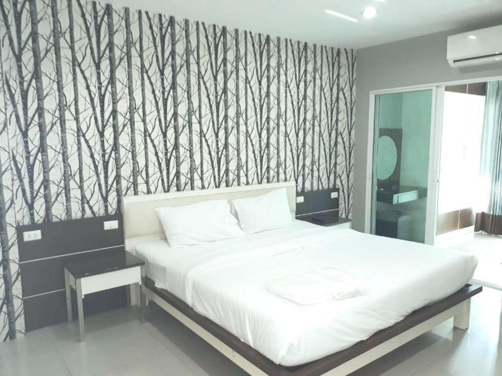 The Y House Hotell Chiang Mai Exteriör bild