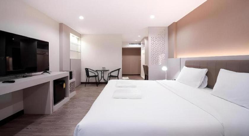 The Y House Hotell Chiang Mai Exteriör bild